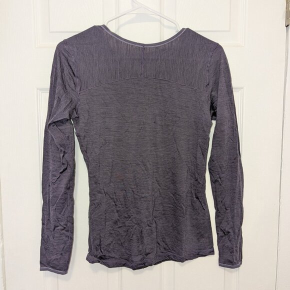 Smartwool Long Sleeve Light Shirt Womens Small Round Neck Purple Merino Wool - Picture 8 of 11